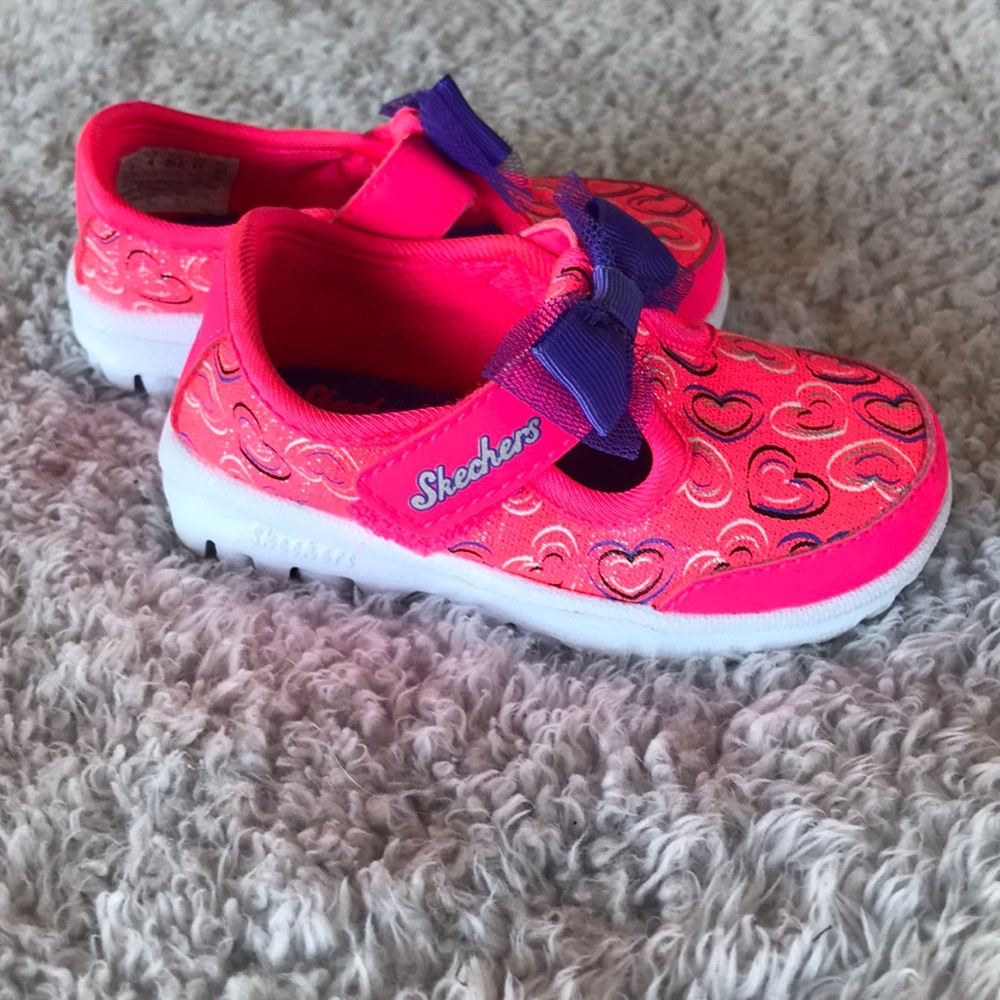 Like New Toddler Skechers!